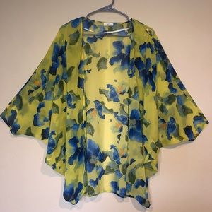 Charming Charlie Kimono